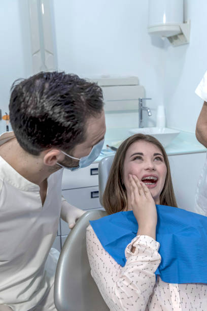Best Emergency Dental Care for Broken or Chipped Teeth in Csar Chvez, TX